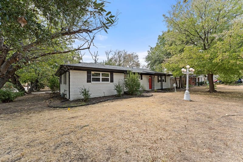 4928 Ira Street, Haltom City TX 76117 - Photo 35