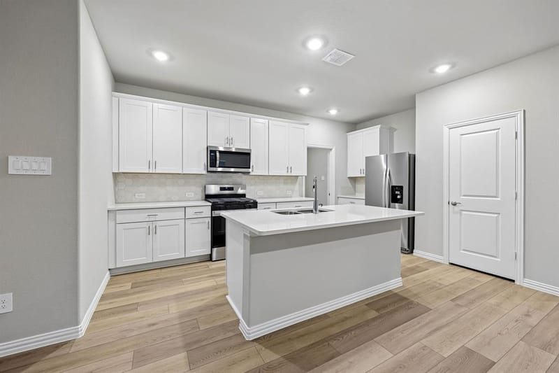 112 Winchester Hill Lane, Princeton TX 75071 - Photo 4