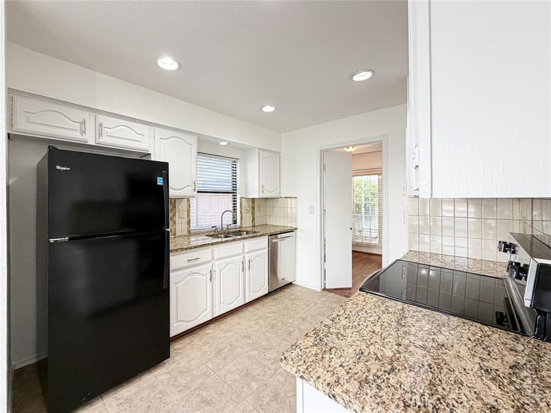 17490 Meandering Way # 1102, Dallas TX 75252 - Photo 16