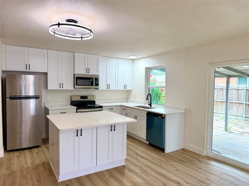 1117 Pioneer Lane, Plano TX 75023 - Photo 3