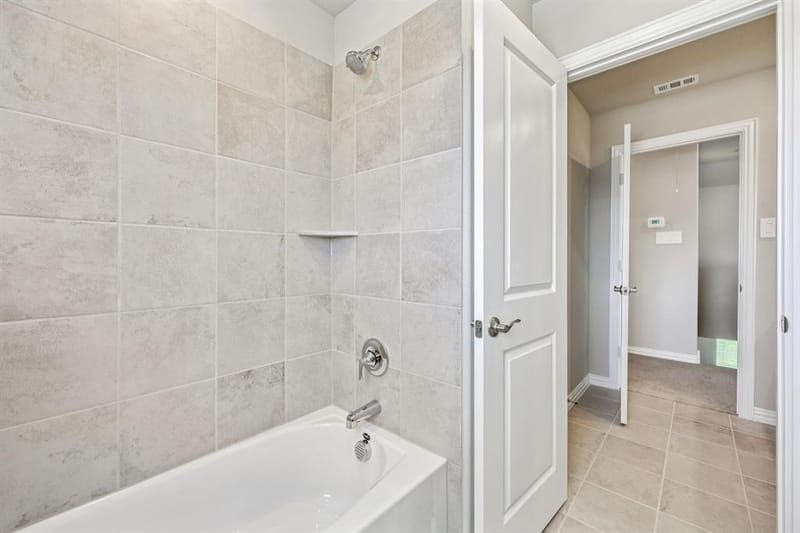 10812 Colonial Heights Lane, Fort Worth TX 76179 - Photo 35