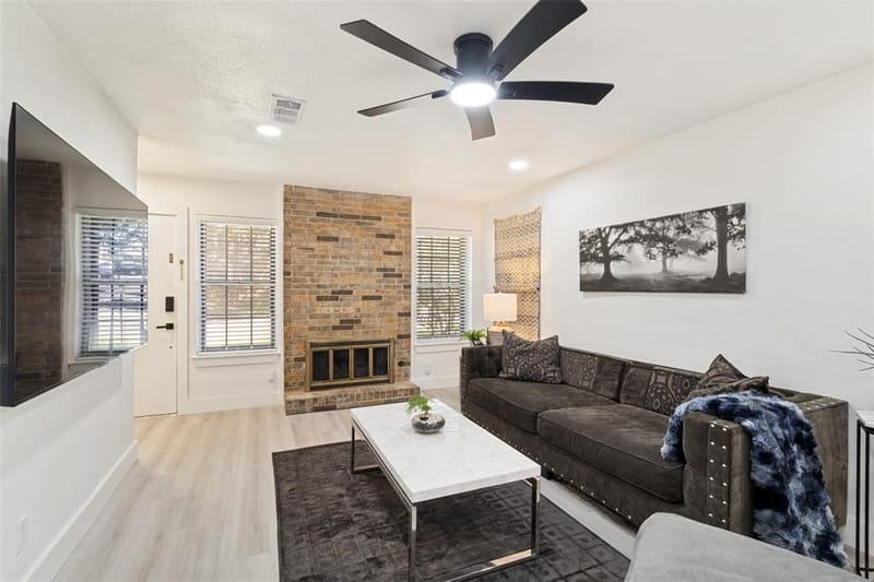 10635 Stone Canyon Road # 19, Dallas TX 75230 - Photo 2