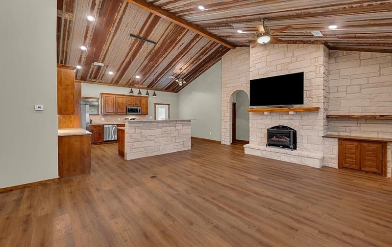 2207 Talbert Ranch Road, China Spring TX 76633 - Photo 2