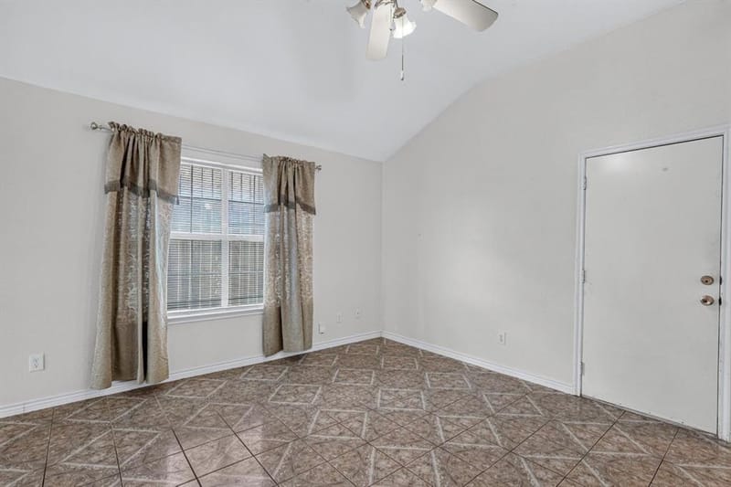 2918 Michigan Avenue, Dallas TX 75216 - Photo 6