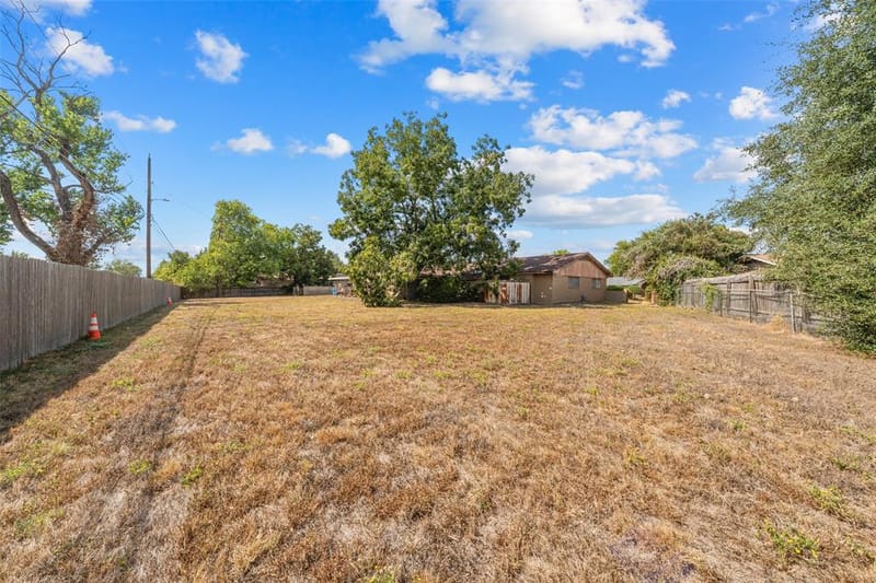 1815 Mahalia Drive, Waco TX 76705 - Photo 22