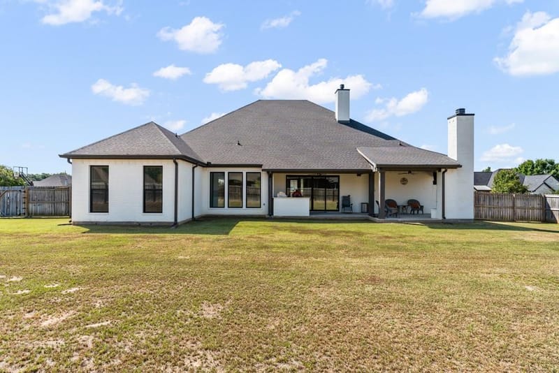 209 Devonshire Street, Mount Pleasant TX 75455 - Photo 37