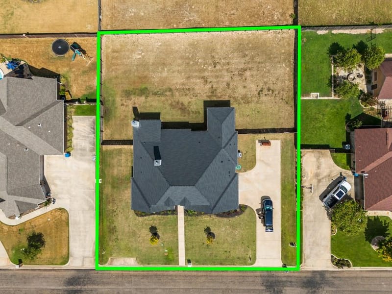 209 Devonshire Street, Mount Pleasant TX 75455 - Photo 31