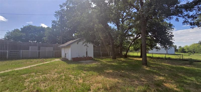 8295 Palo Pinto Highway, Mineral Wells TX 76067 - Photo 23