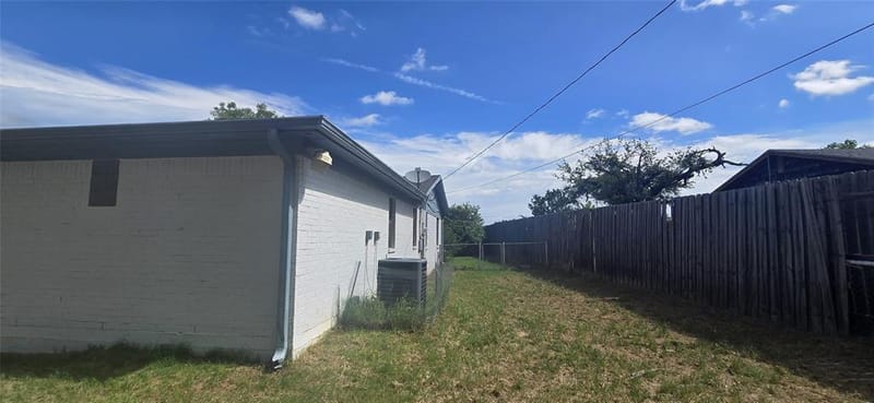 8295 Palo Pinto Highway, Mineral Wells TX 76067 - Photo 7