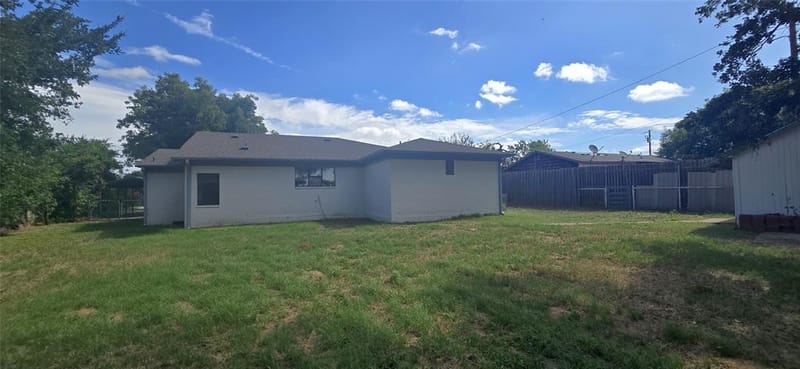 8295 Palo Pinto Highway, Mineral Wells TX 76067 - Photo 8