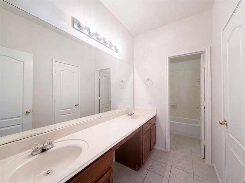 1304 Grapevine Drive, Allen TX 75002 - Photo 9