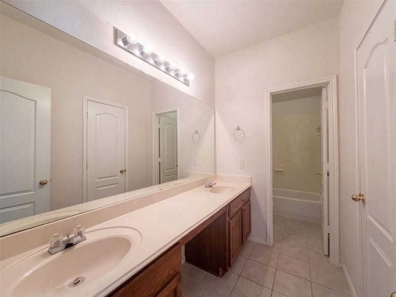 1304 Grapevine Drive, Allen TX 75002 - Photo 8