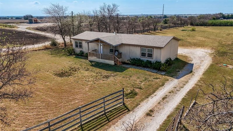 8317 Old Stoney Road, Ponder TX 76259 - Photo 27