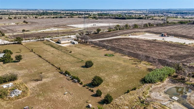 8317 Old Stoney Road, Ponder TX 76259 - Photo 25