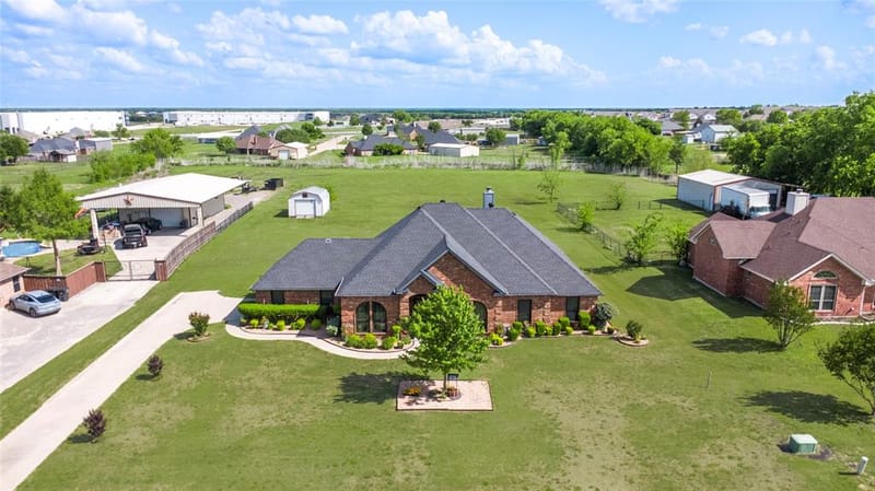 16055 PRAIRIE MEADOW Lane, Forney TX 75126