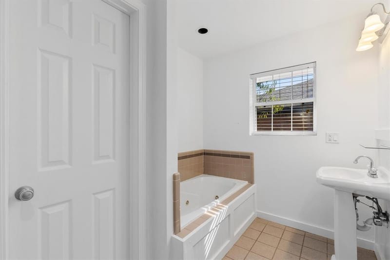 2956 Randy Lane, Farmers Branch TX 75234 - Photo 15