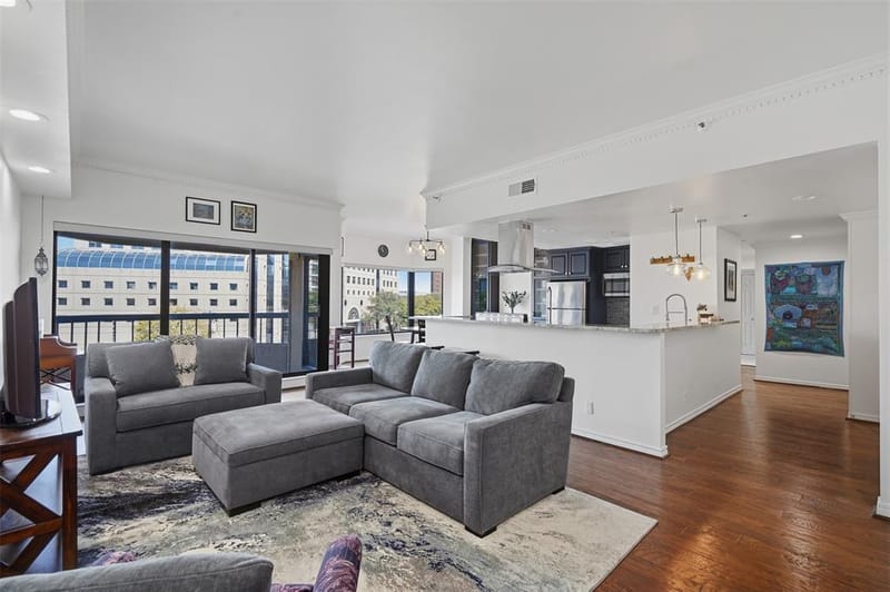 3030 Mckinney Avenue # 404, Dallas TX 75204