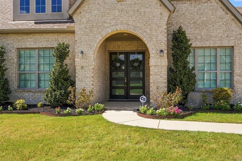 7117 Eagles Ridge Court, Argyle TX 76226 - Photo 3