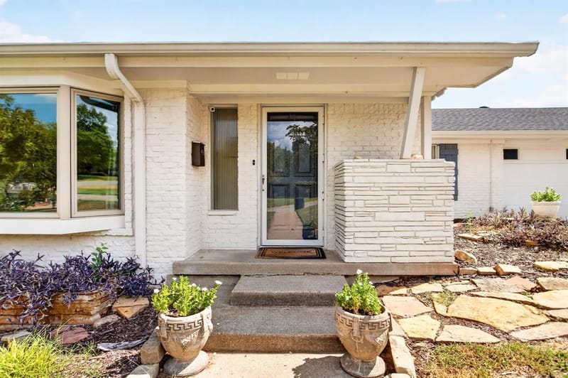 6705 Hanover Road, Fort Worth TX 76116 - Photo 2