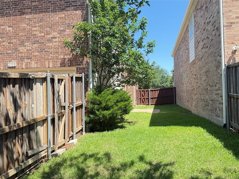 2108 Harris Place, Plano TX 75025 - Photo 6
