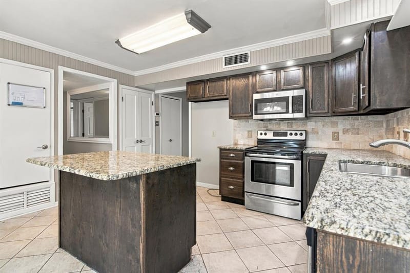 3004 Bent Tree Lane, Bedford TX 76021 - Photo 9