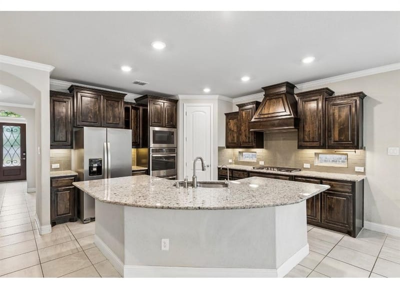 708 Feathering Way, Plano TX 75074 - Photo 6