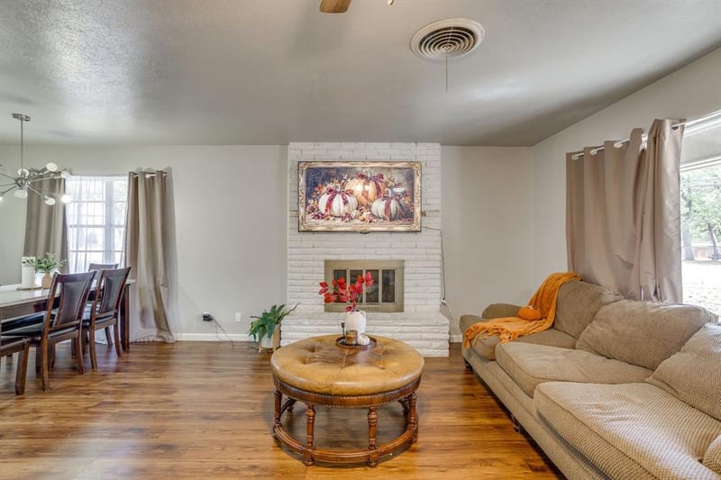 6200 Forest Hill Drive, Forest Hill TX 76119 - Photo 9