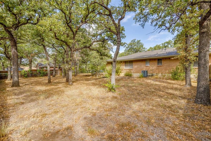 6200 Forest Hill Drive, Forest Hill TX 76119 - Photo 40