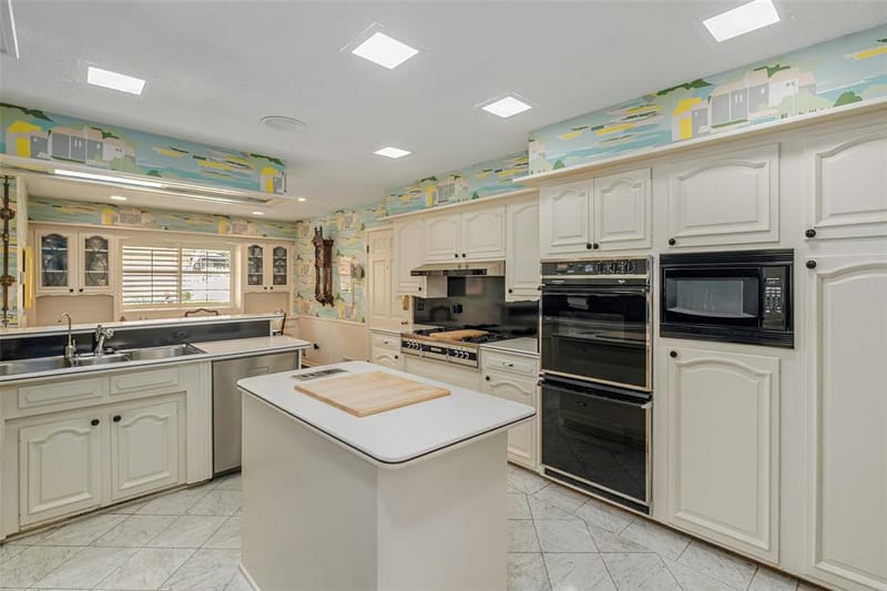 5531 Pebblebrook Drive, Dallas TX 75229 - Photo 12