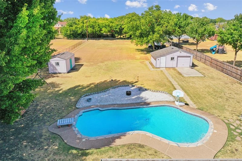 1710 Vineyard Road, Grand Prairie TX 75052 - Photo 33