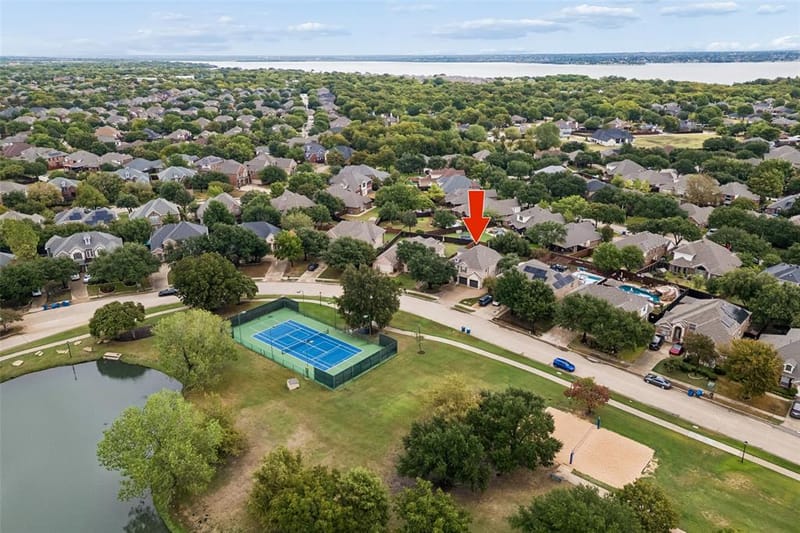 7914 Kings Court, Rowlett TX 75089 - Photo 2