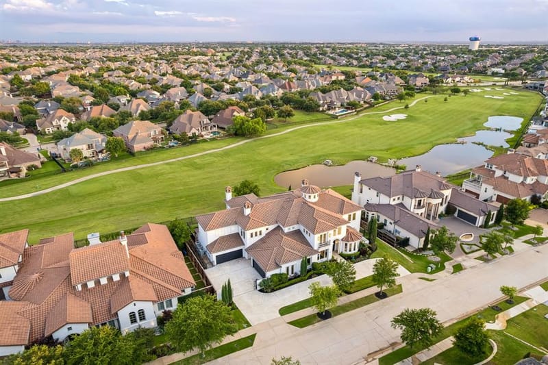 1013 Excalibur Boulevard, Lewisville TX 75056 - Photo 10