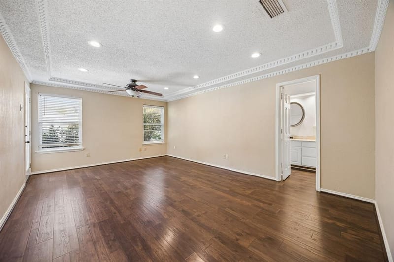 900 Rosewood Court, Euless TX 76039 - Photo 13