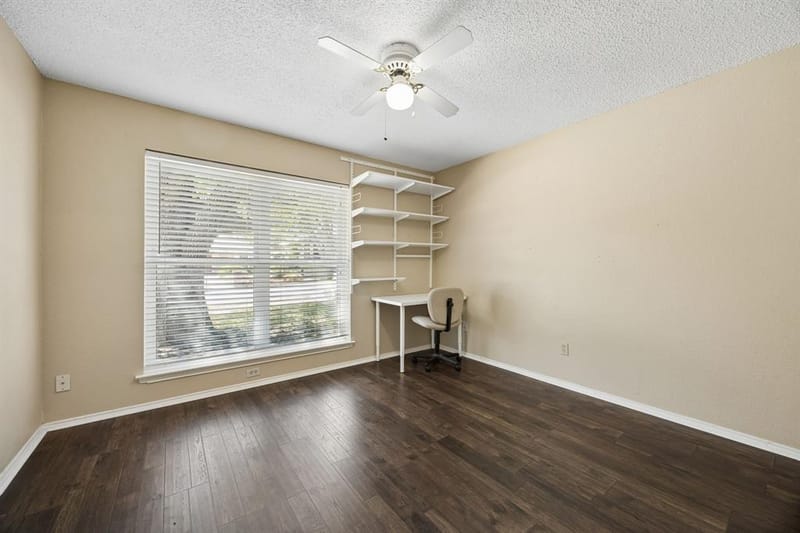 900 Rosewood Court, Euless TX 76039 - Photo 18