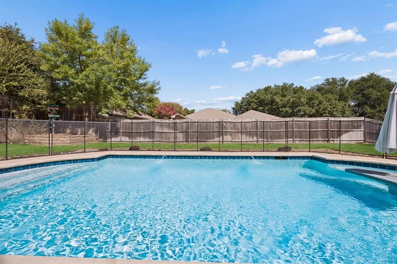 900 Rosewood Court, Euless TX 76039 - Photo 21