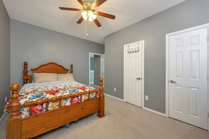 6369 Redeagle Creek Drive, Fort Worth TX 76179 - Photo 11