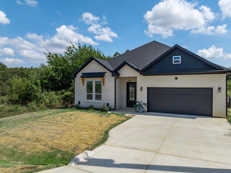 27155 Whispering Meadow Drive, Whitney TX 76692 - Photo 3
