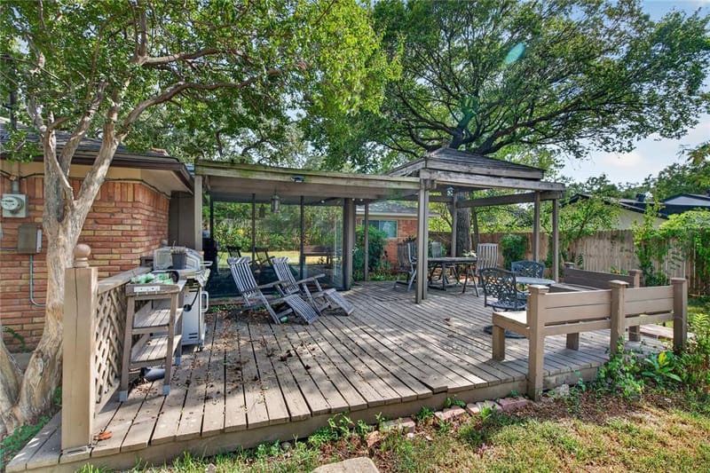 520 Circleview Drive N, Hurst TX 76054 - Photo 30