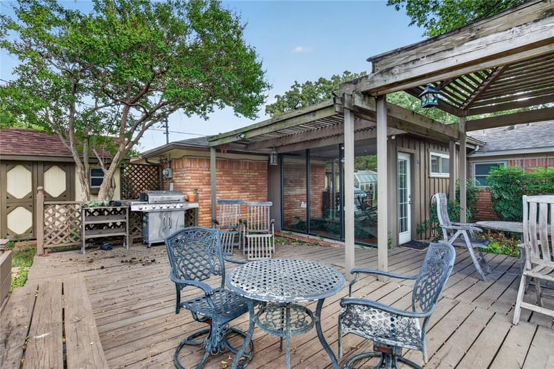 520 Circleview Drive N, Hurst TX 76054 - Photo 31