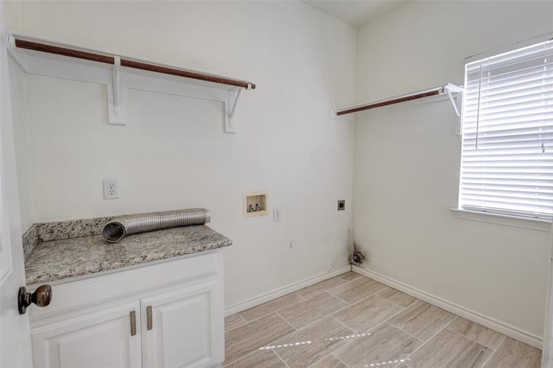 506 Spring Drive, Shady Shores TX 76208 - Photo 10