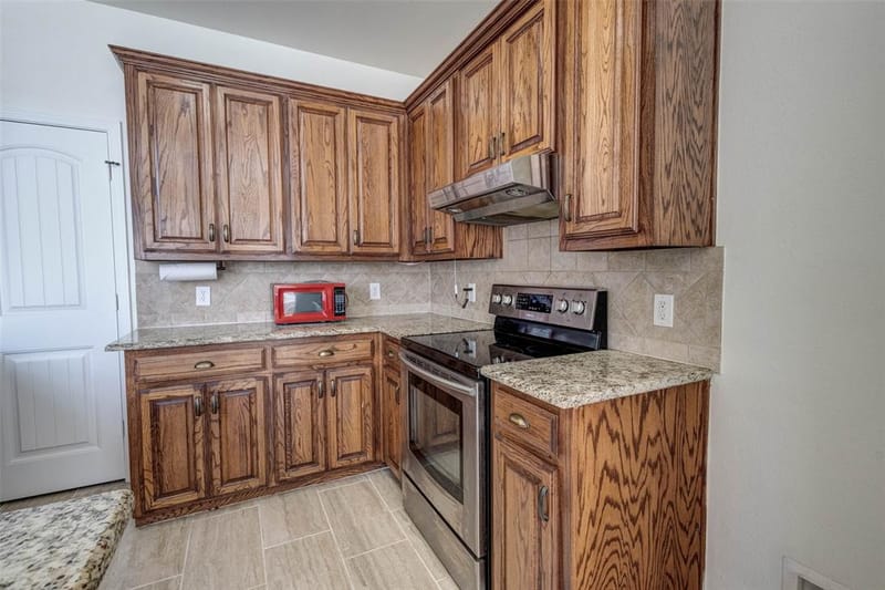 506 Spring Drive, Shady Shores TX 76208 - Photo 11