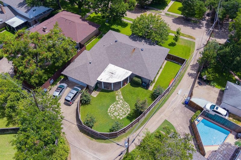 2677 Heatherwood Drive, Dallas TX 75228 - Photo 38