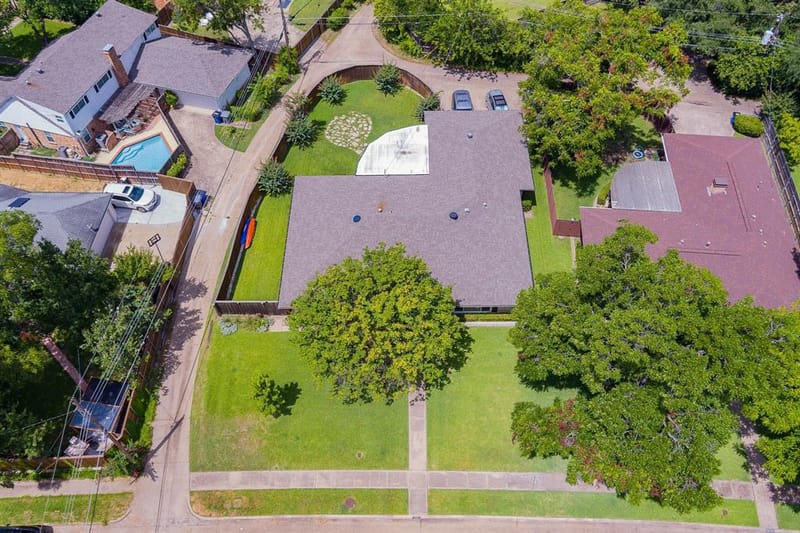 2677 Heatherwood Drive, Dallas TX 75228 - Photo 37