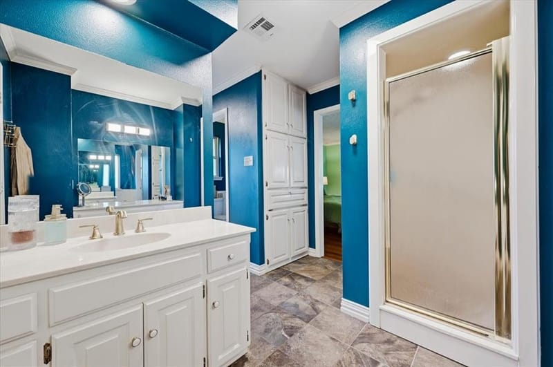 805 Shadycreek Court, Arlington TX 76013 - Photo 21