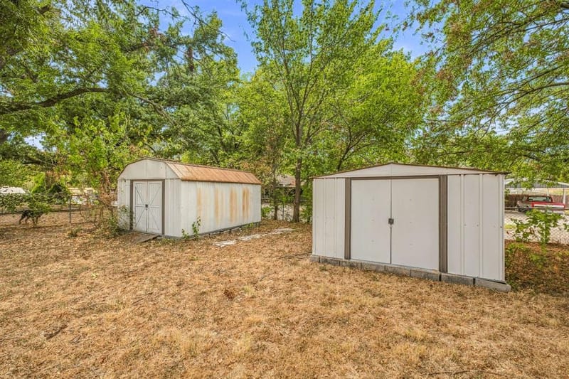 525 Vine Street, Weatherford TX 76086 - Photo 24