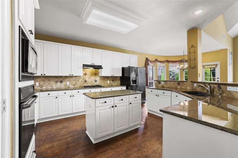 2986 Marlow Lane, Richardson TX 75082 - Photo 9