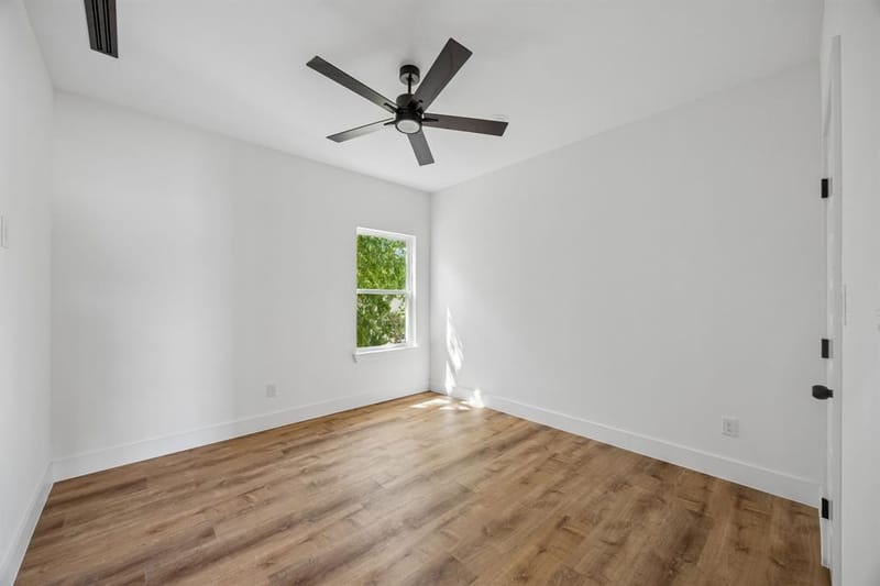 1822 S Marsalis Avenue, Dallas TX 75216 - Photo 22