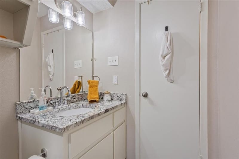1214 Baylor Avenue # 202, Waco TX 76706 - Photo 18