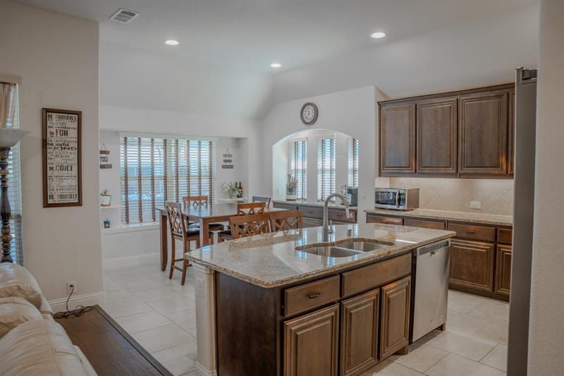 1317 Monticello Drive, Burleson TX 76028 - Photo 16