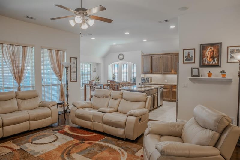 1317 Monticello Drive, Burleson TX 76028 - Photo 12